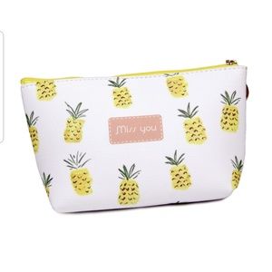 *- Pineapples Everywhere Hold It All